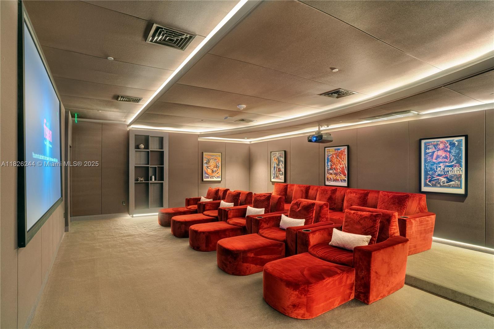 1000 Brickell Plz #3903, Miami FL 33131
