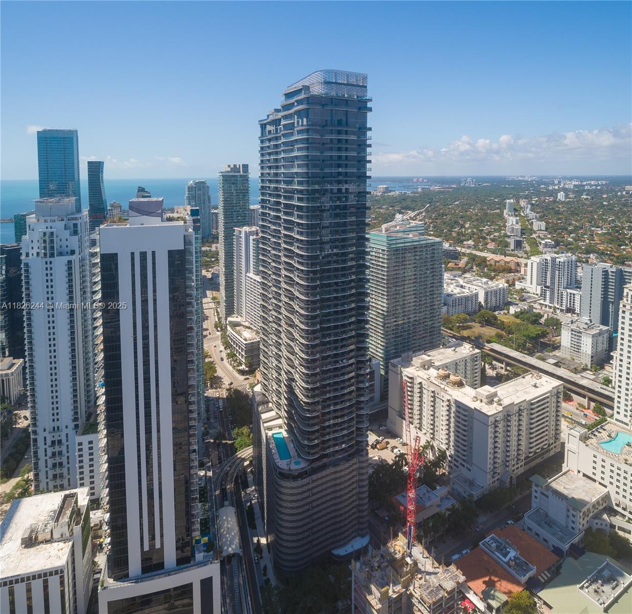 1000 Brickell Plz #3903, Miami FL 33131