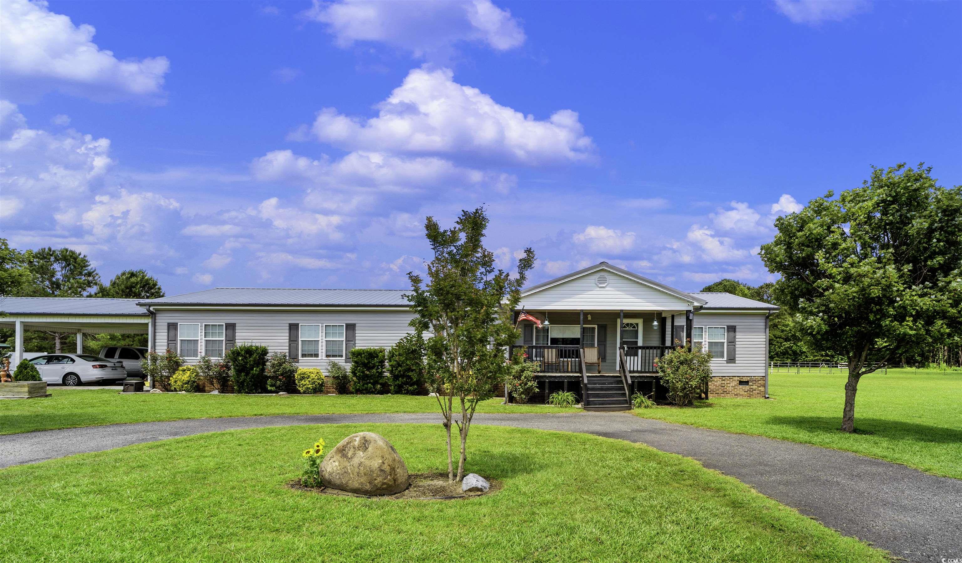 151 Kings Cove Ct. Loris, SC 29569