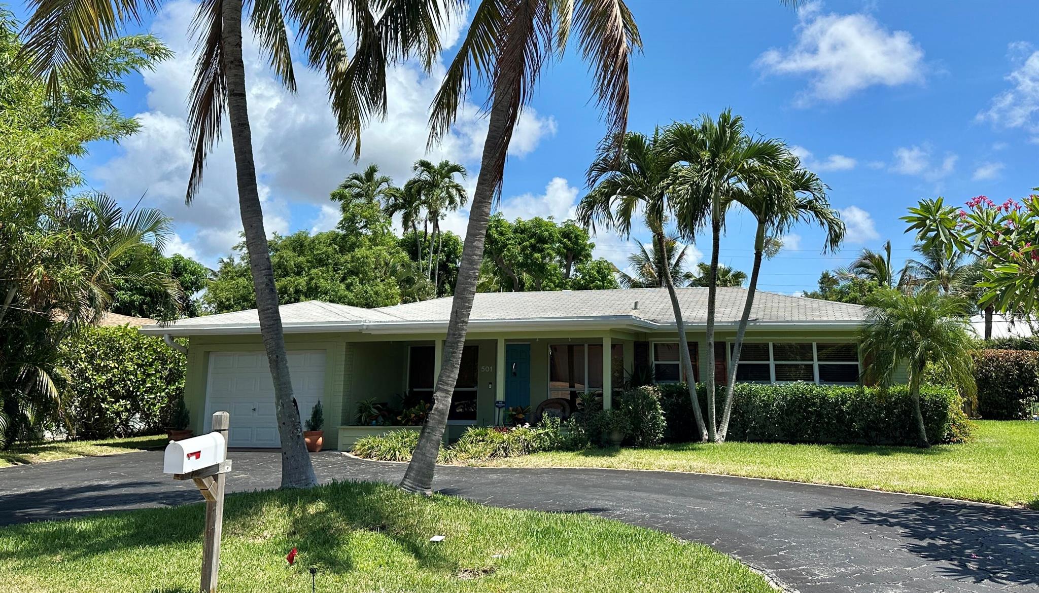 Homes for sale in Delray Beach, FL | 501 Nw 13th Street, Delray Beach, FL 33444 | MLS# R11101434