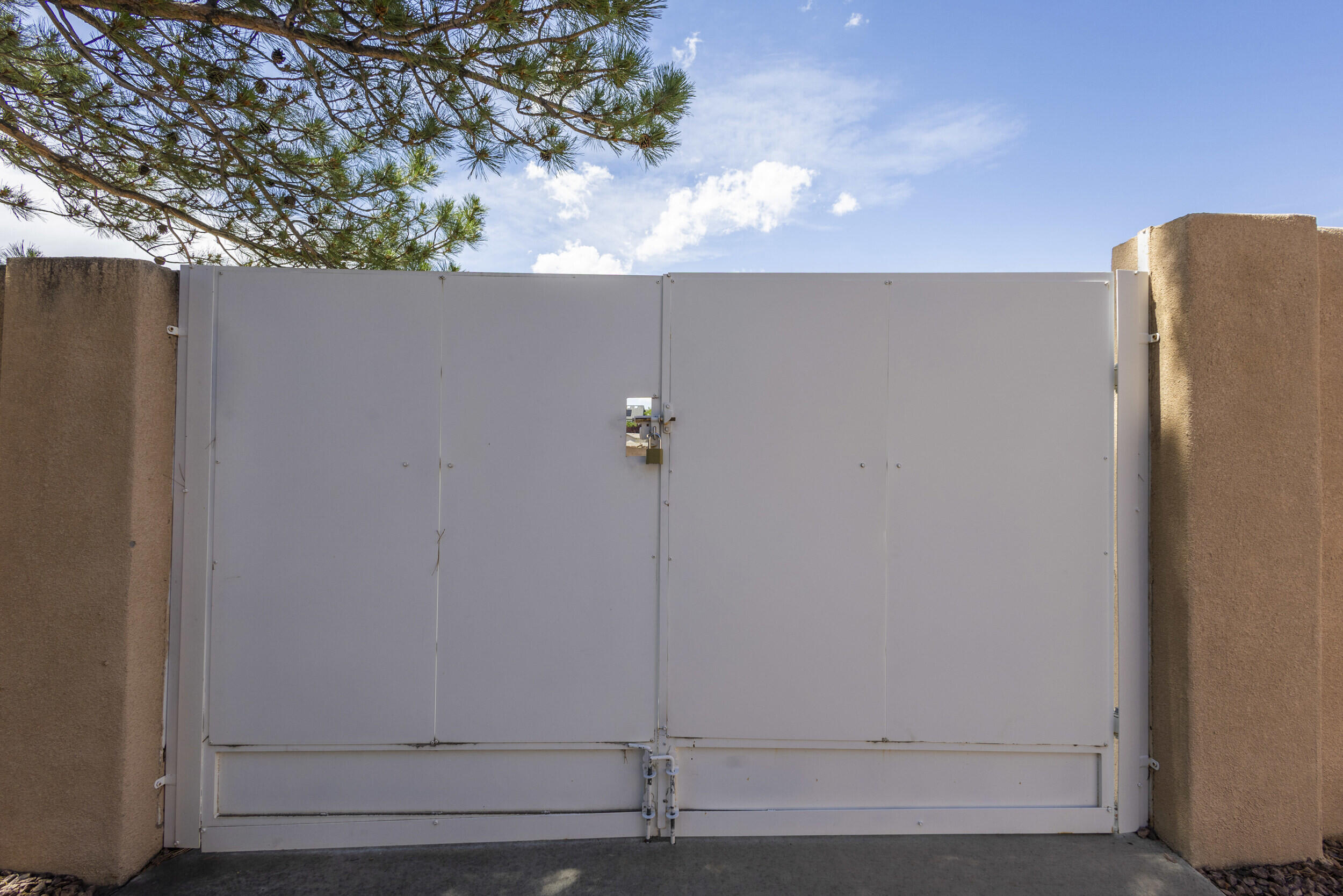 Homes for sale in Albuquerque, NM | 6420 Pojoaque Rd Nw, Albuquerque, NM 87120 | MLS# 1086481