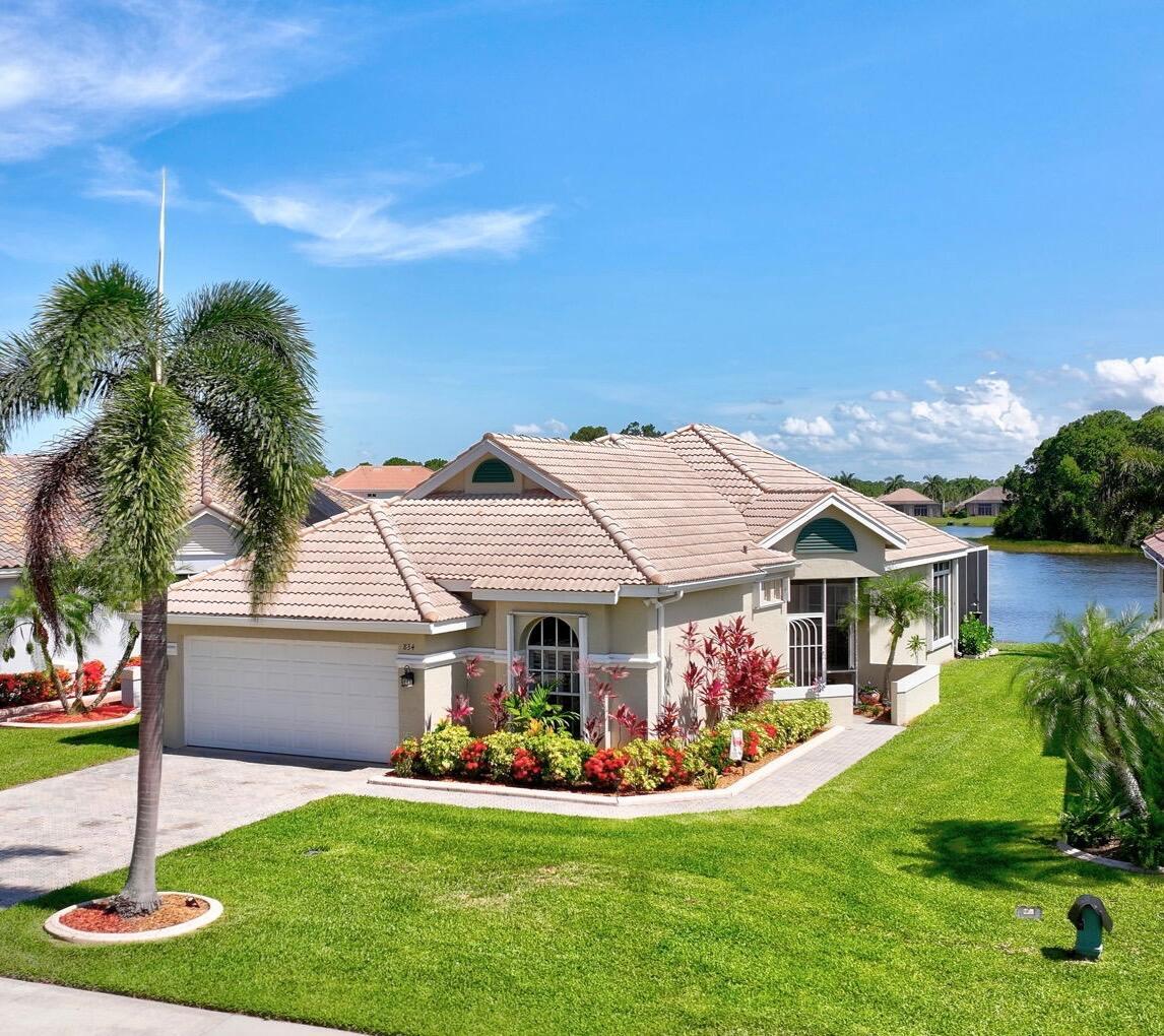 Homes for sale in Port St Lucie, FL | 834 Sw Lake Charles Circle, Port St Lucie, FL 34986 | MLS# R11101634