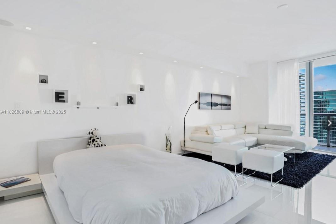 Iconbrickell Condo No 1