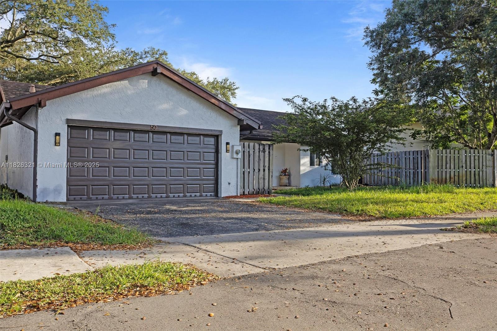 Homes for sale in Cooper City, FL | 50 Forest Cir, Cooper City, FL 33026 | MLS# A11826321