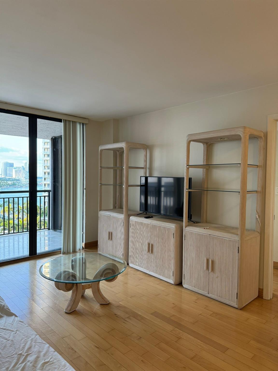 Homes for sale in Miami, FL | 540 Brickell Key Dr #1214, Miami, FL 33131 | MLS# F10511444