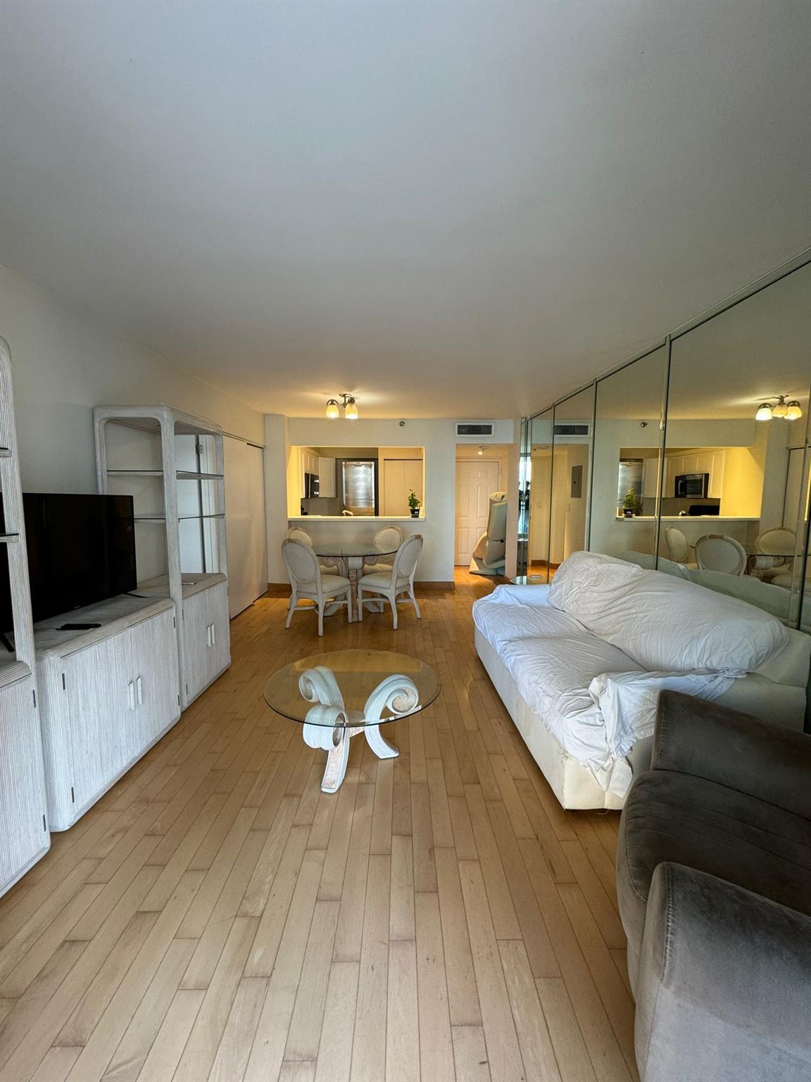 Homes for sale in Miami, FL | 540 Brickell Key Dr #1214, Miami, FL 33131 | MLS# F10511444