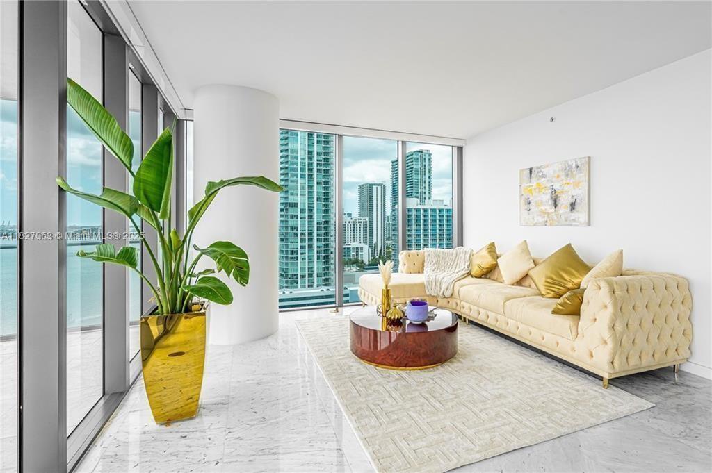 3131 NE 7th Ave #1901, Miami FL 33137