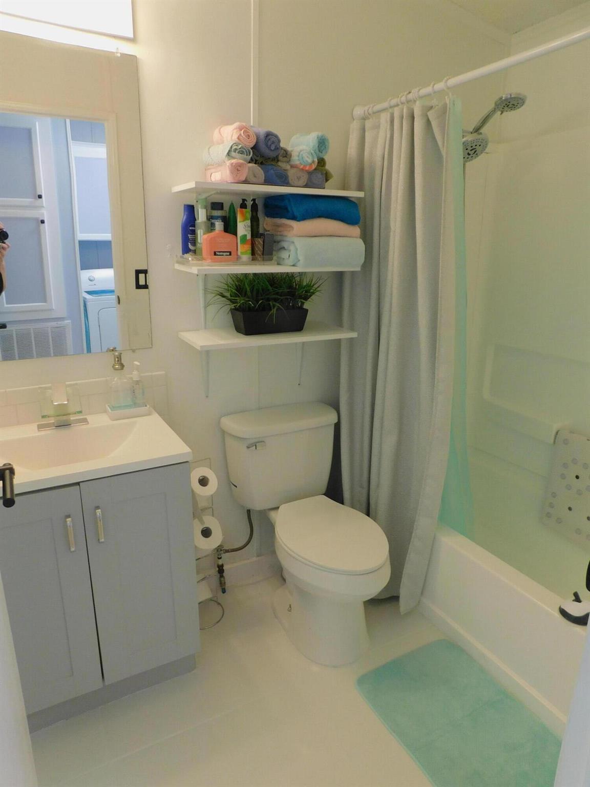 Homes for sale in Fort Pierce, FL | 376 Seahorse Terrace, Fort Pierce, FL 34982 | MLS# R11101746