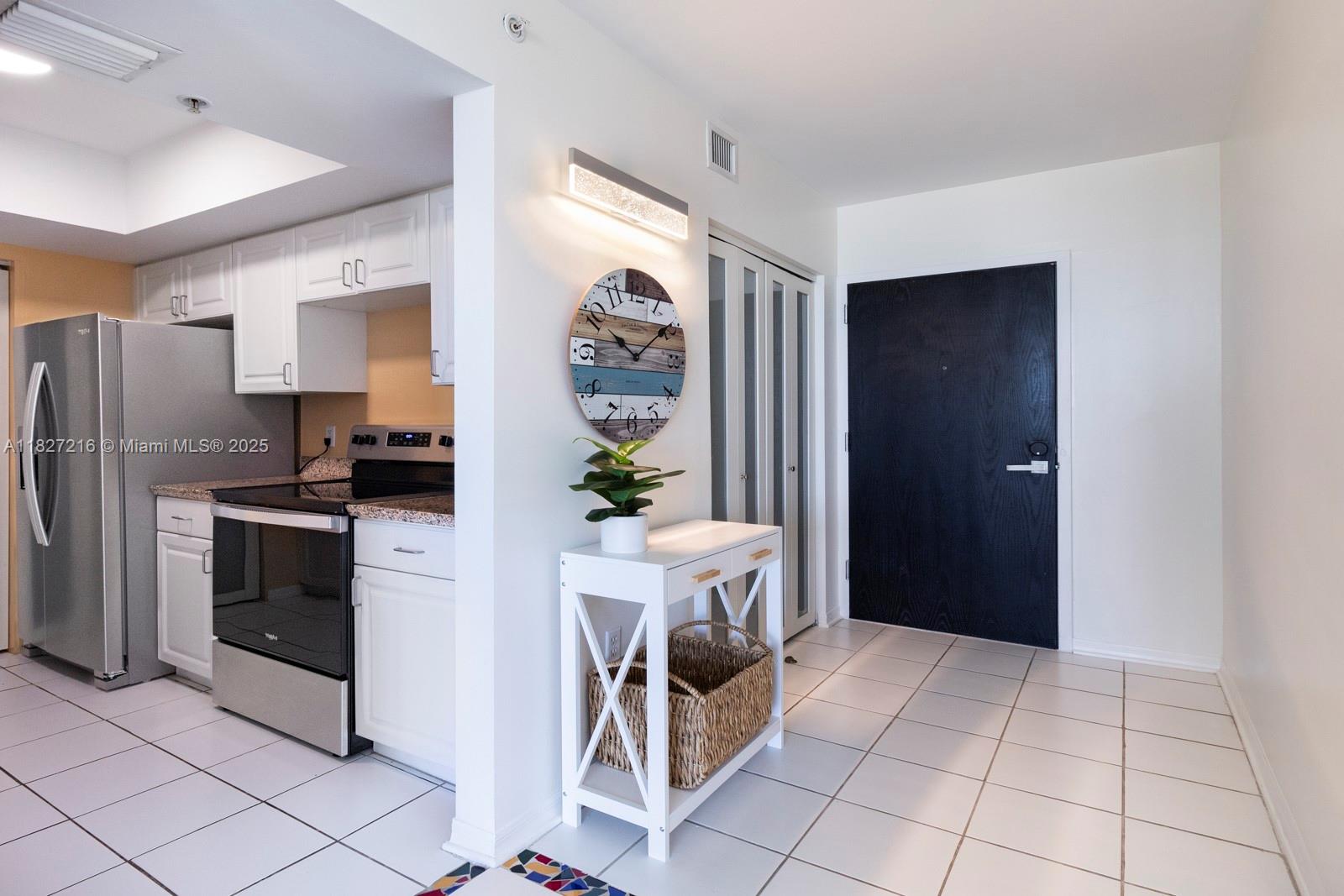 90 Alton Rd #1005, Miami Beach FL 33139