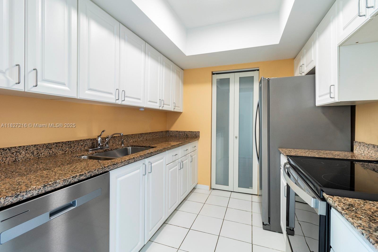 90 Alton Rd #1005, Miami Beach FL 33139