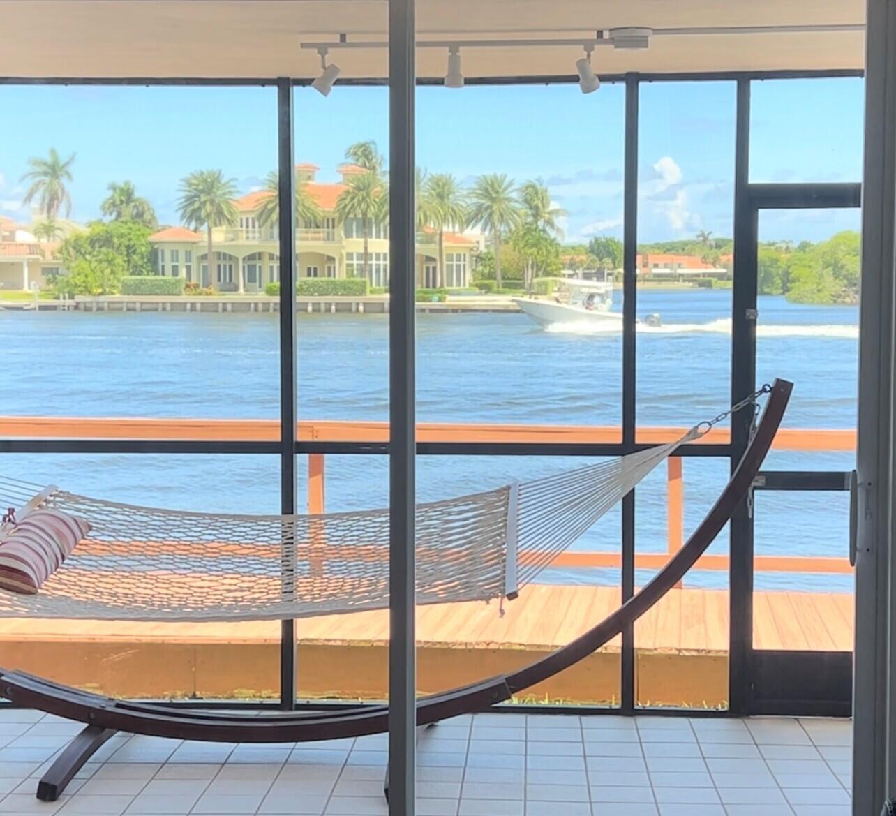 Harbour Hall Inlet Clubdi