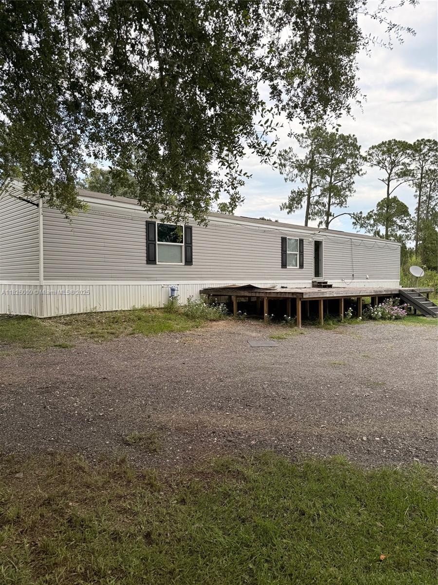 Homes for sale in Clewiston, FL | 751 Appaloosa Ave, Clewiston, FL 33440 | MLS# A11826009