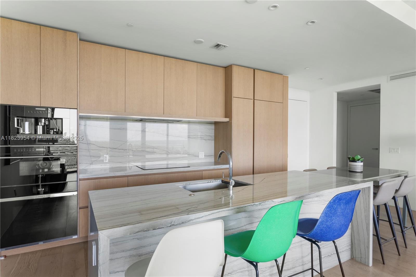 8701 Collins Ave #604, Miami Beach FL 33154