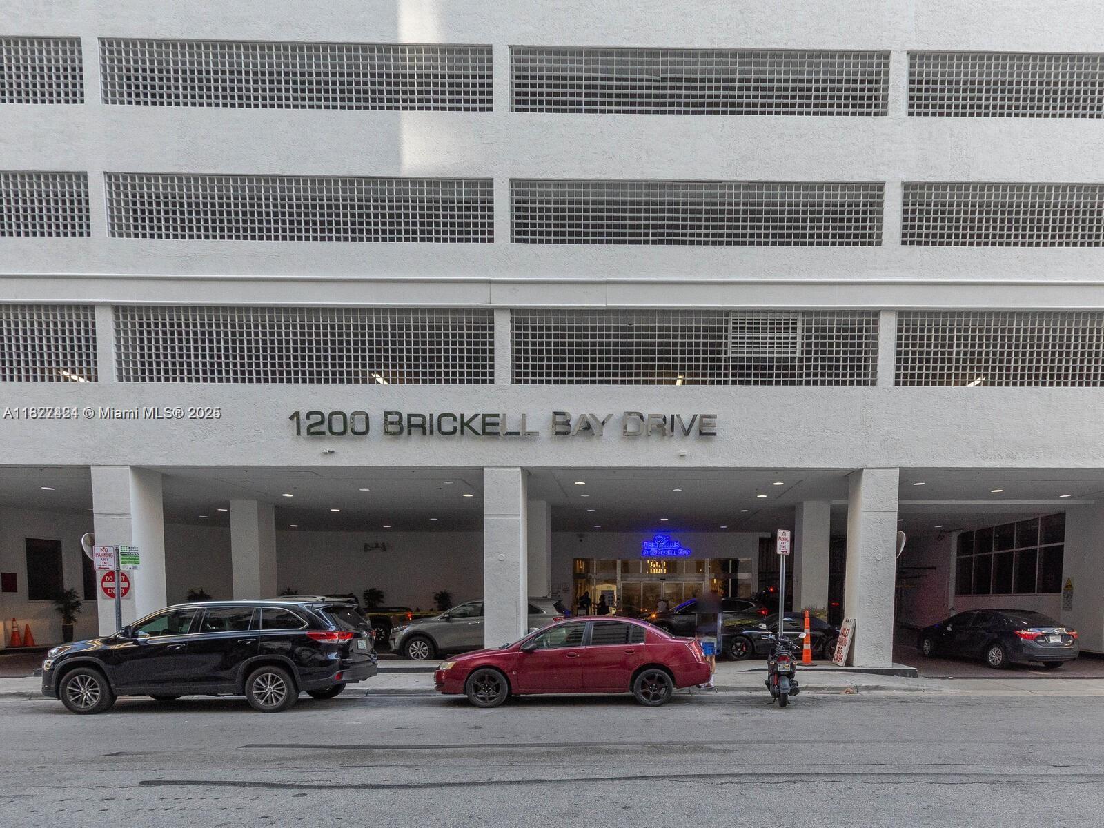 The Club At Brickell Bay