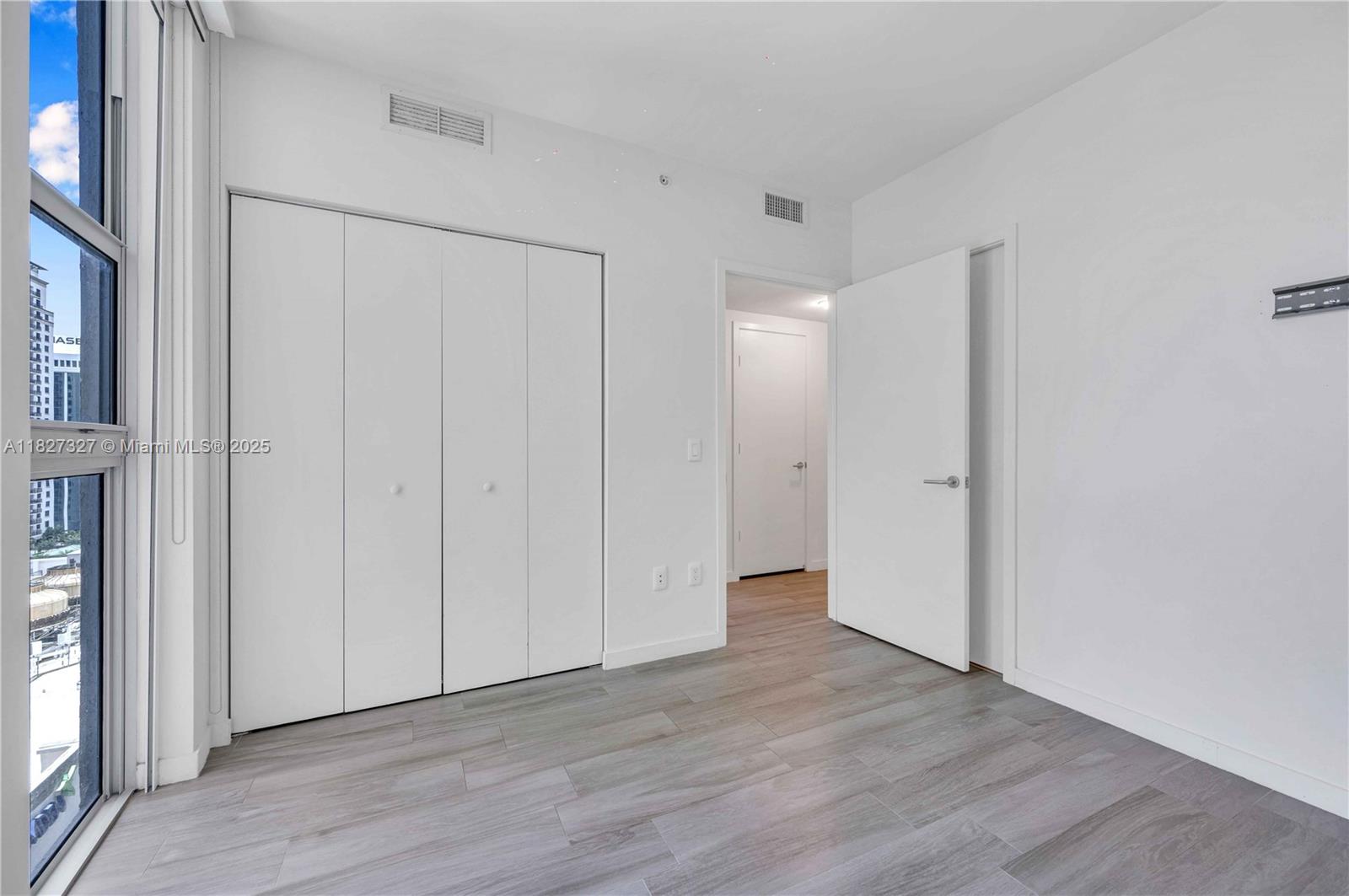 1100 S Miami Ave #2007, Miami FL 33130