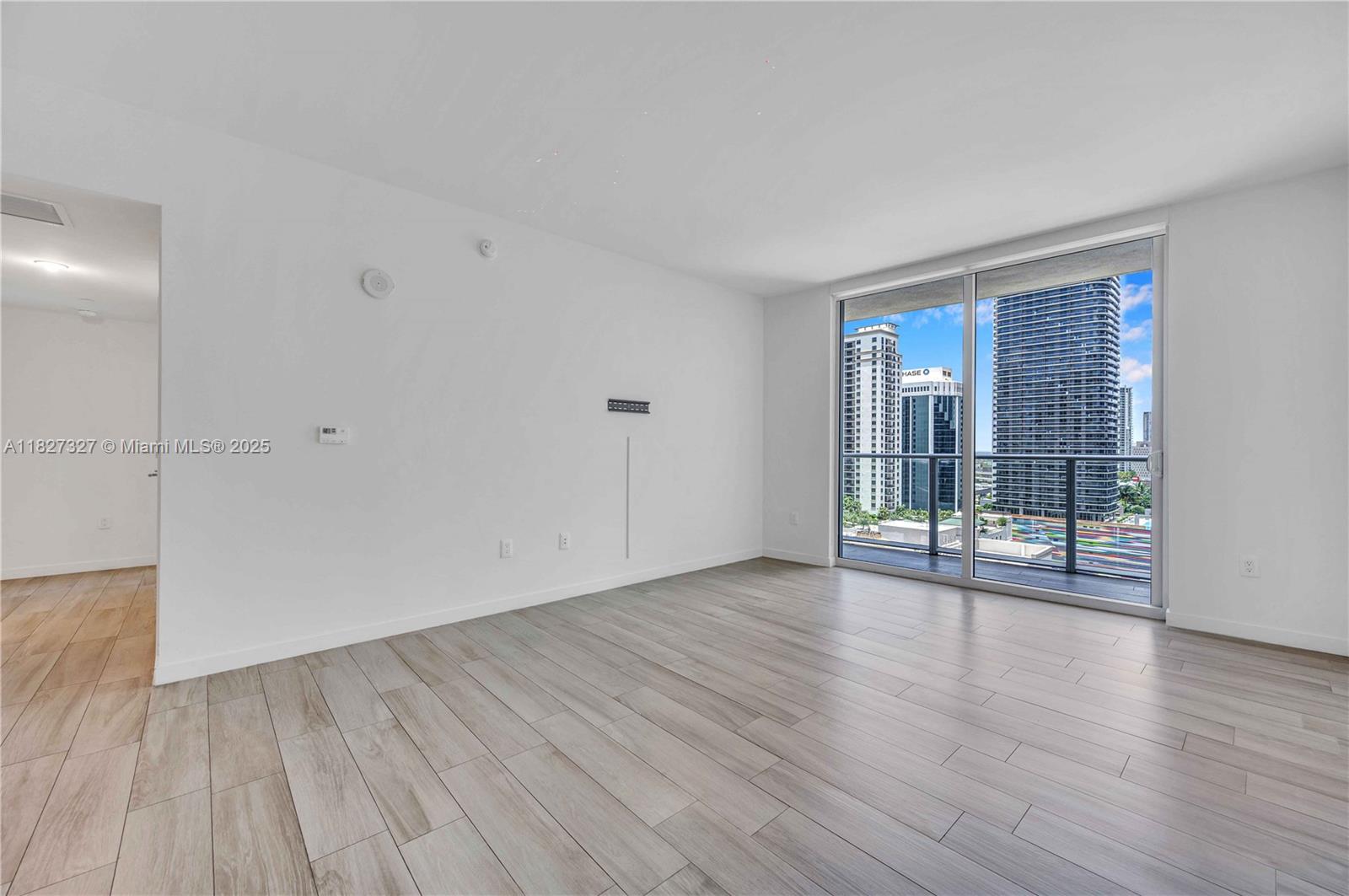 1100 S Miami Ave #2007, Miami FL 33130