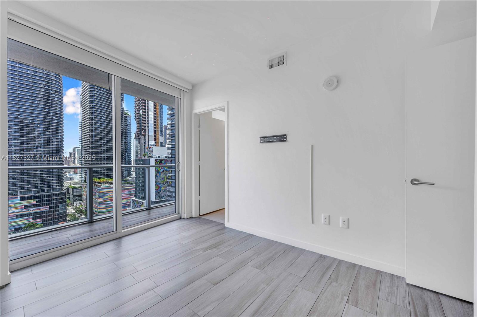 1100 S Miami Ave #2007, Miami FL 33130