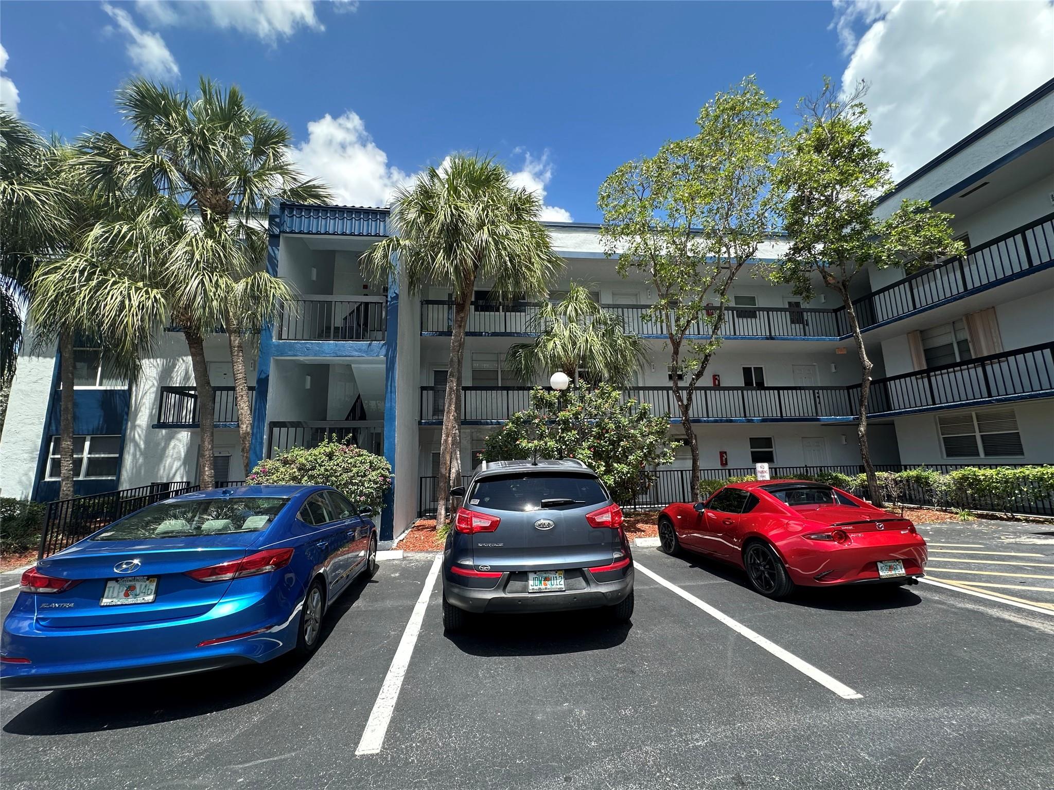 Homes for sale in Pompano Beach, FL | 3180 Holiday Springs Blvd #107, Pompano Beach, FL 33063 | MLS# F10511529