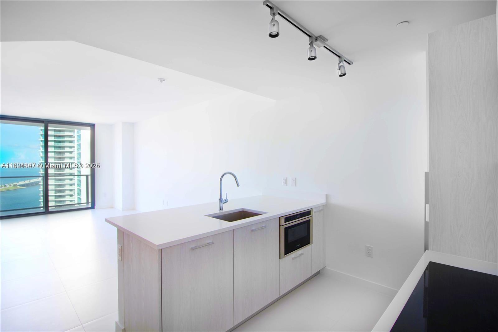 Paraiso Bayviews Condo