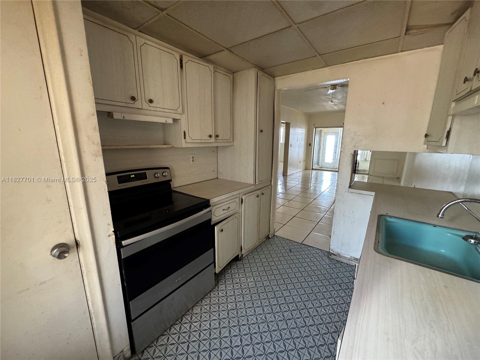 Homes for sale in Miami, FL | 270 Ne 191st St #108, Miami, FL 33179 | MLS# A11827701