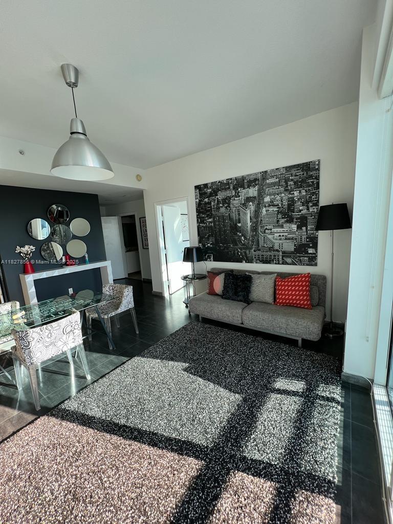 60 SW 13th St #3407, Miami FL 33130