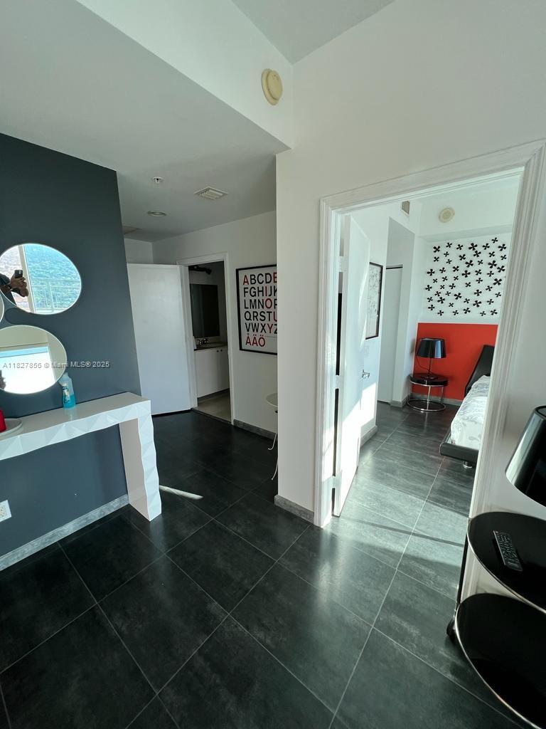 60 SW 13th St #3407, Miami FL 33130