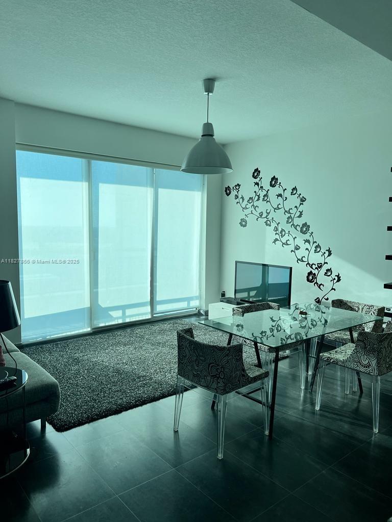 60 SW 13th St #3407, Miami FL 33130