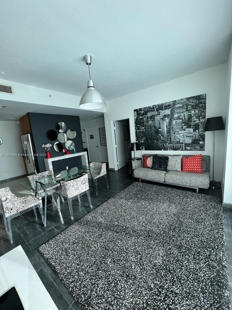 60 SW 13th St #3407, Miami FL 33130