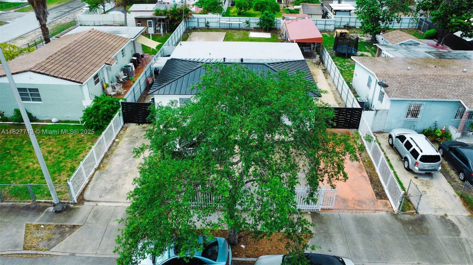 Homes for sale in Hialeah, FL | 90 E 41st St, Hialeah, FL 33013 | MLS# A11827713