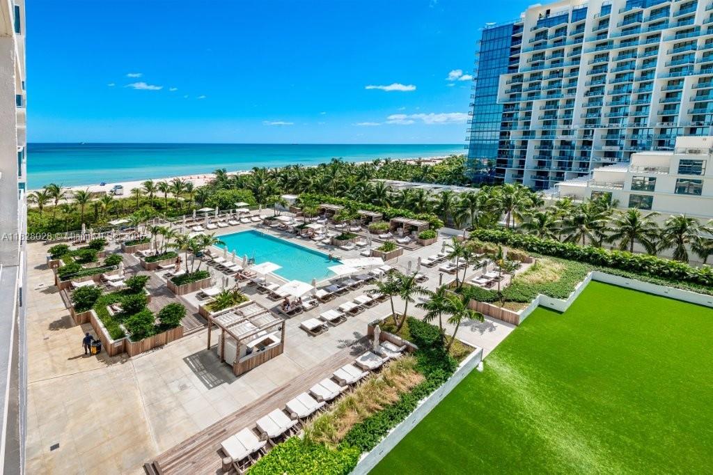 Roney Palace Condo