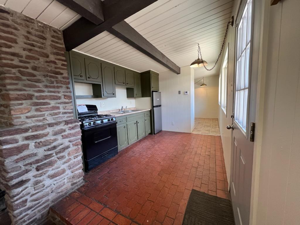 Homes for sale in Magdalena, NM | 903-907 S Main St, Magdalena, NM 87825 | MLS# 1086615