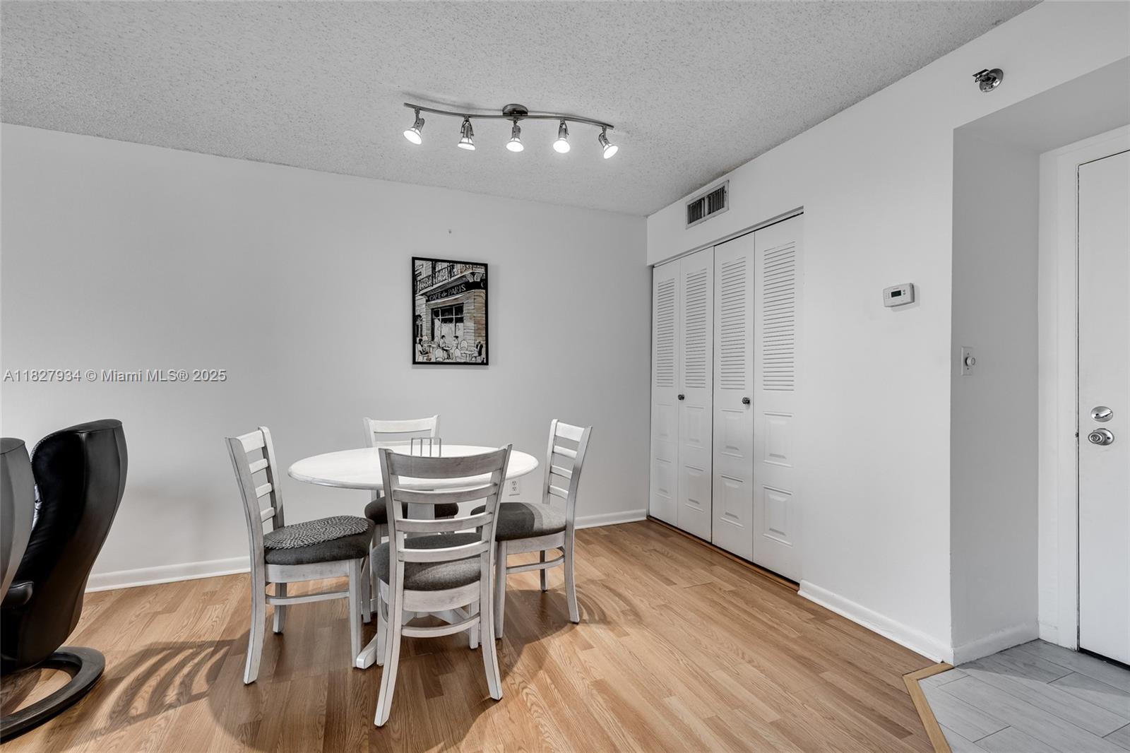 770 Claughton Island Dr #1210, Miami FL 33131
