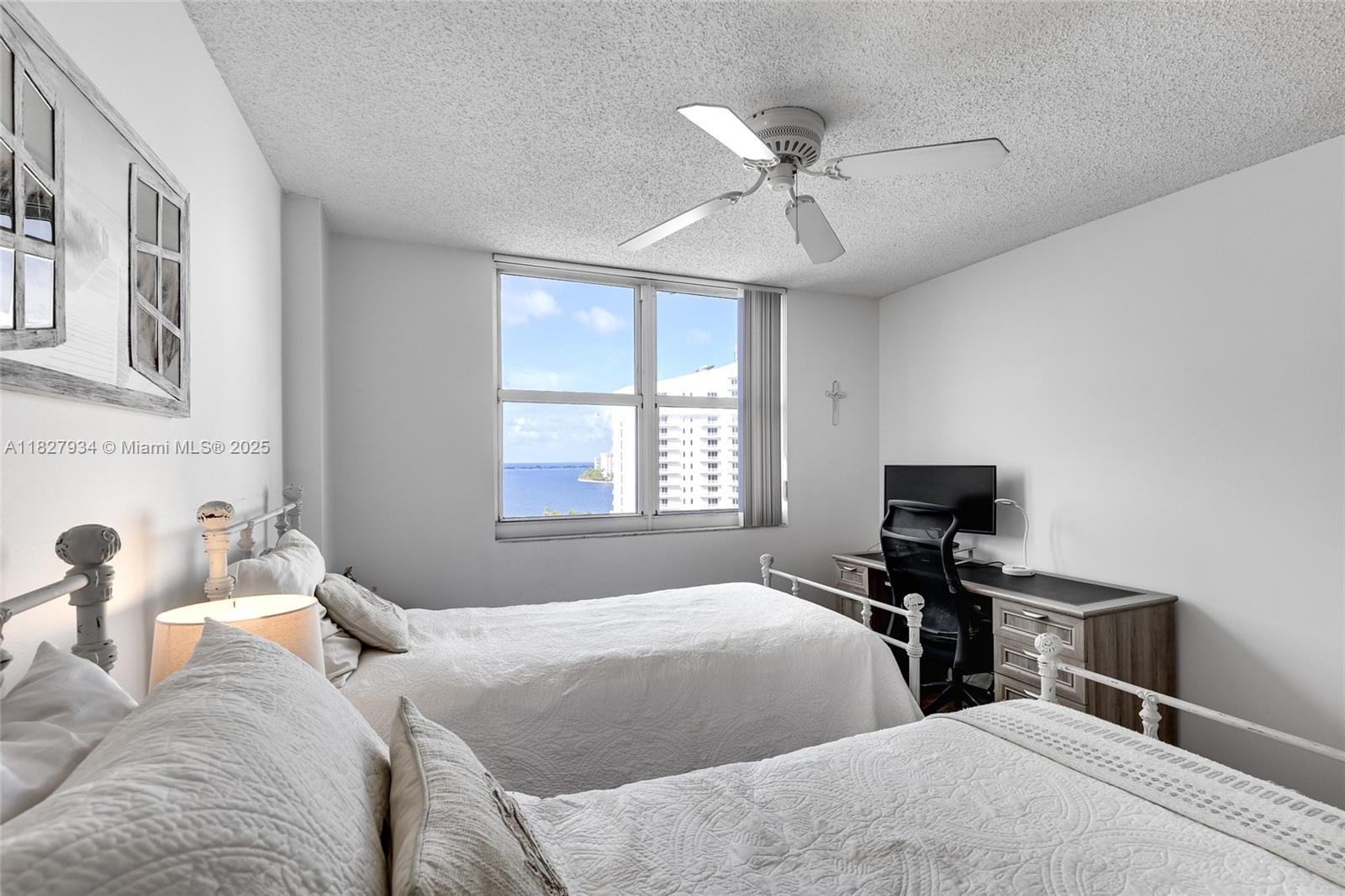 770 Claughton Island Dr #1210, Miami FL 33131