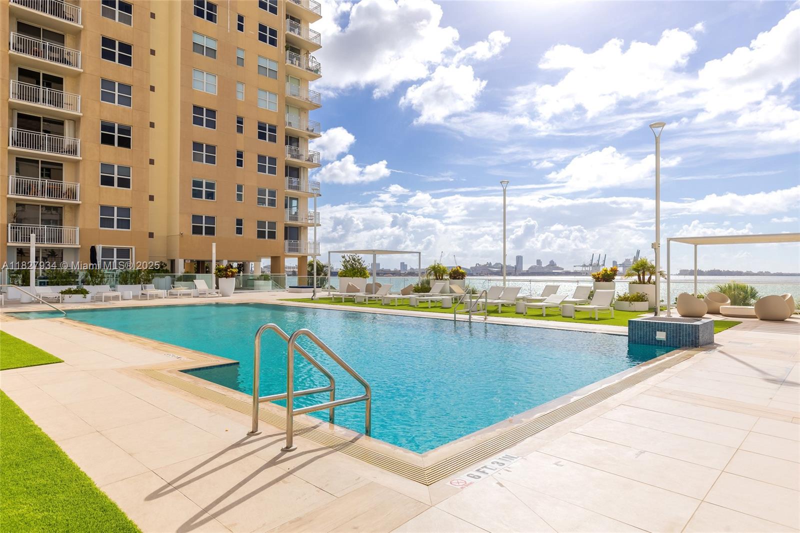 770 Claughton Island Dr #1210, Miami FL 33131