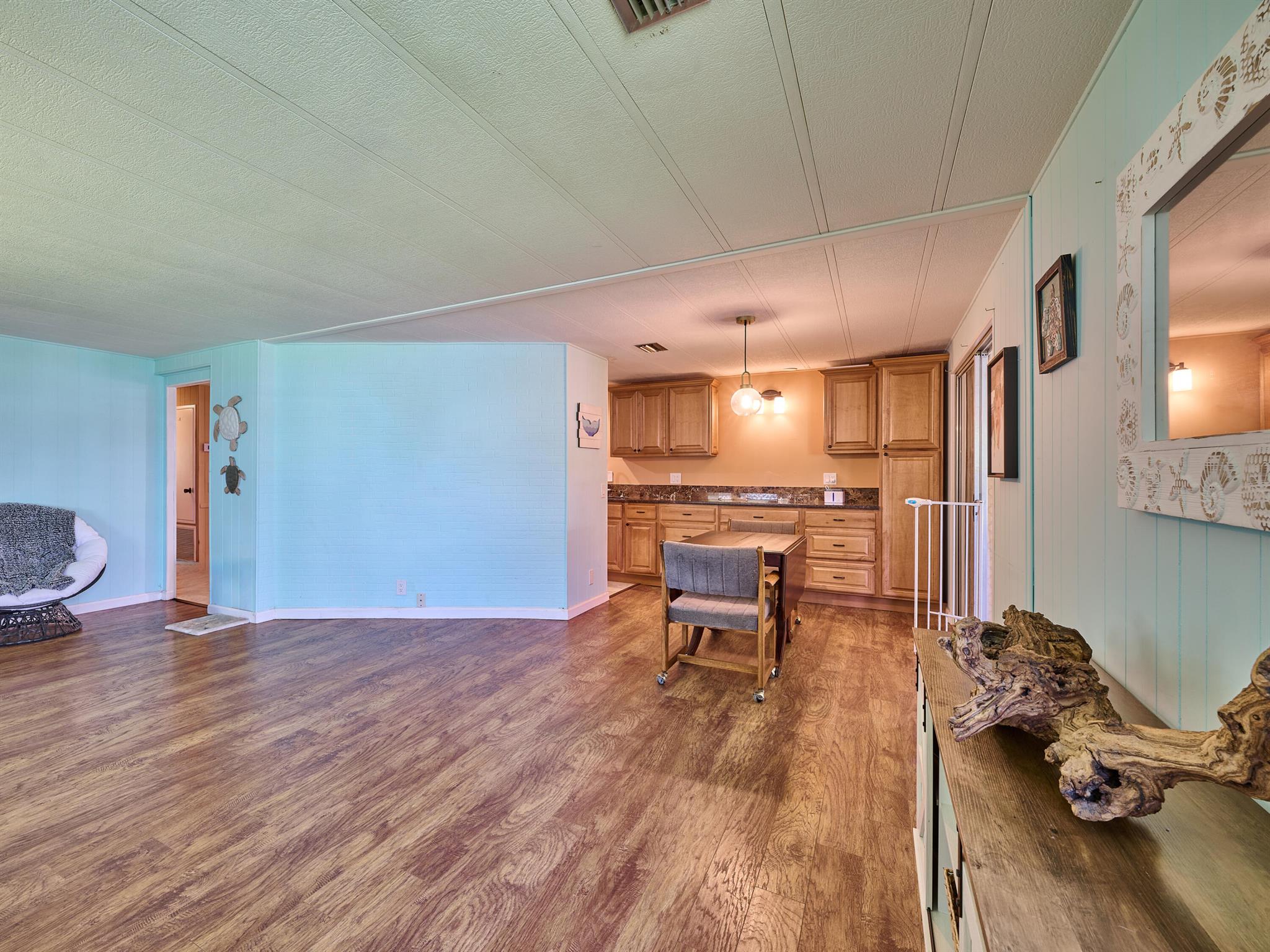 Homes for sale in Hobe Sound, FL | 7337 Se Swan Avenue, Hobe Sound, FL 33455 | MLS# R11102216