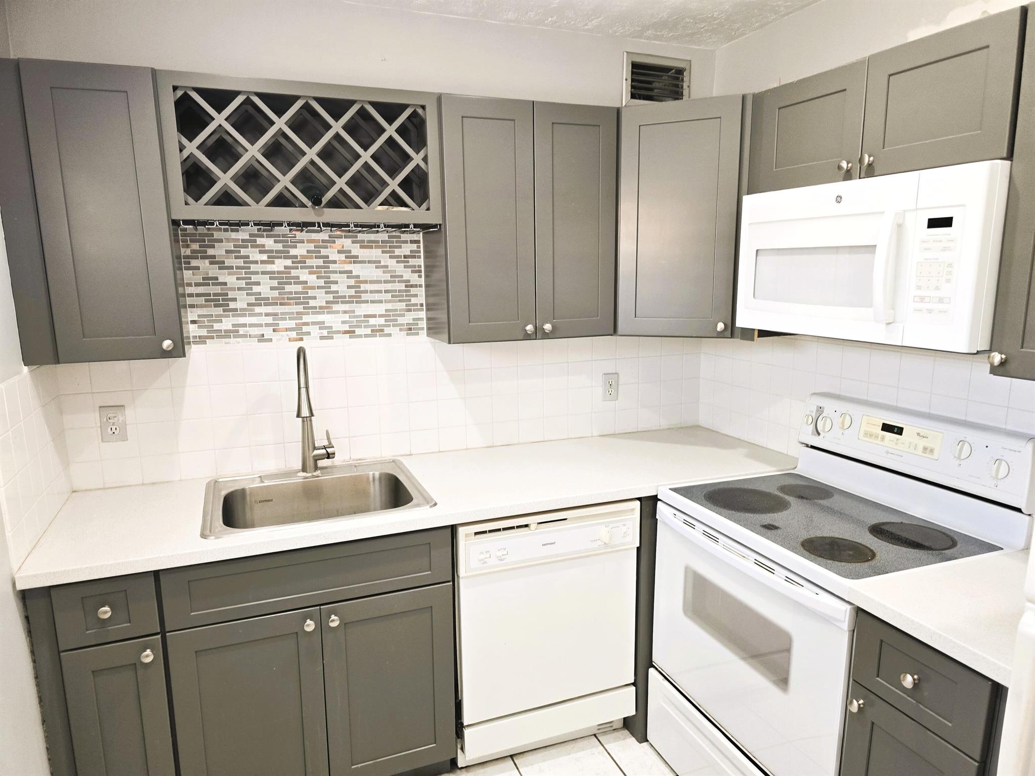 Kings Point Saxony Condos