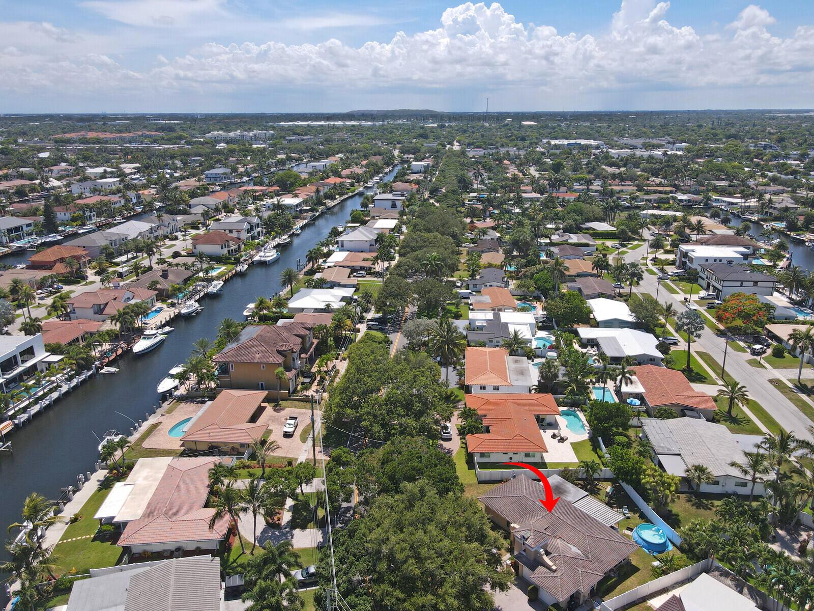 Homes for sale in Lighthouse Point, FL | 2651 Ne 49th Street, Lighthouse Point, FL 33064 | MLS# R11102249