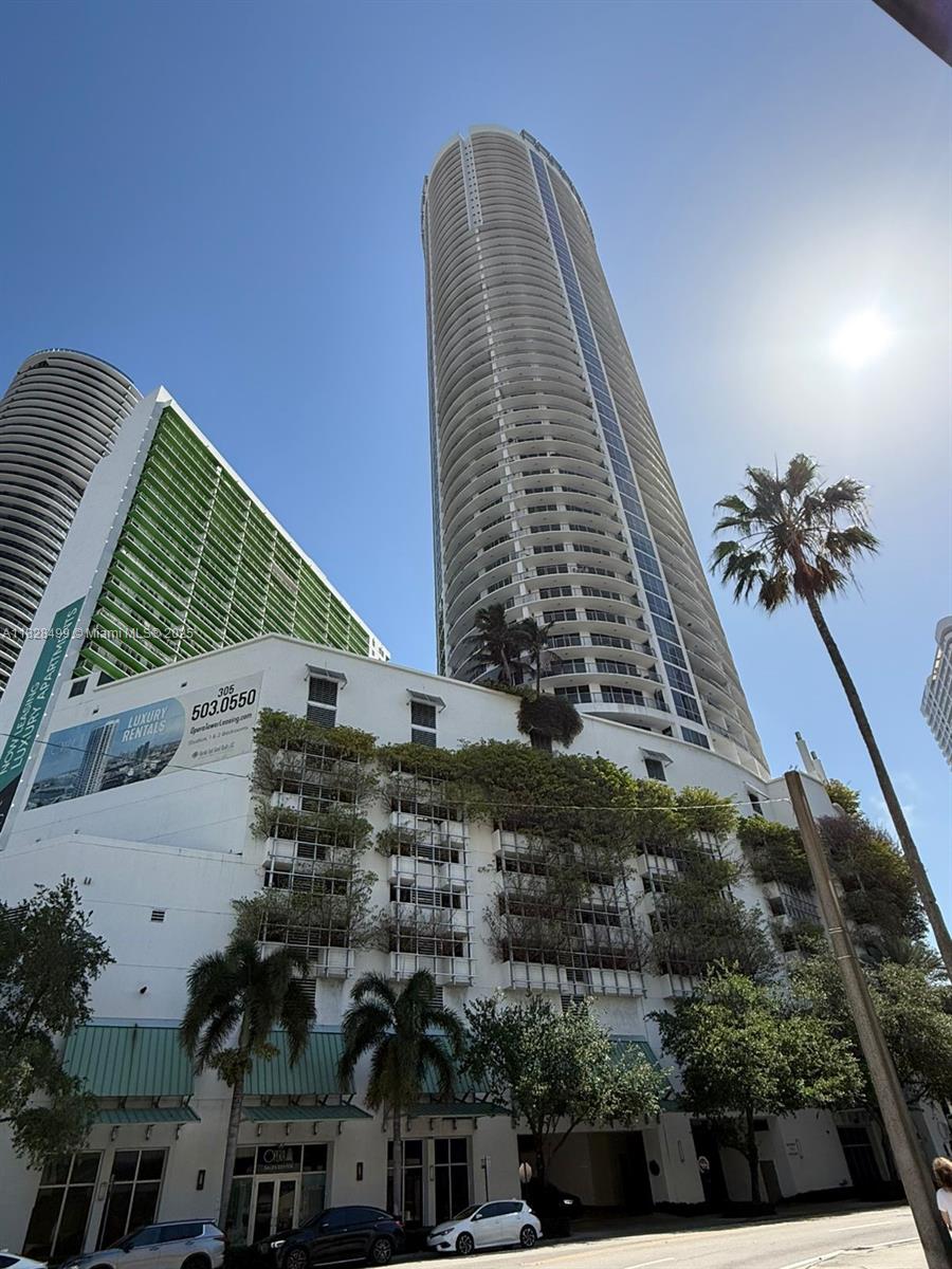 Homes for sale in Miami, FL | 1750 N Bayshore Dr #2707, Miami, FL 33132 | MLS# A11828499