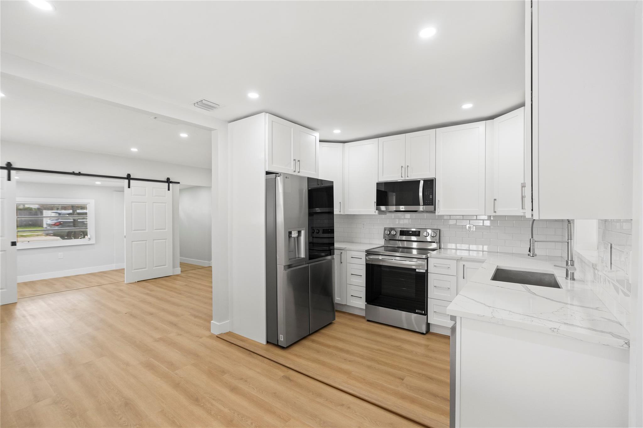 1946 Rodman St Hollywood FL 33020 | F10511824