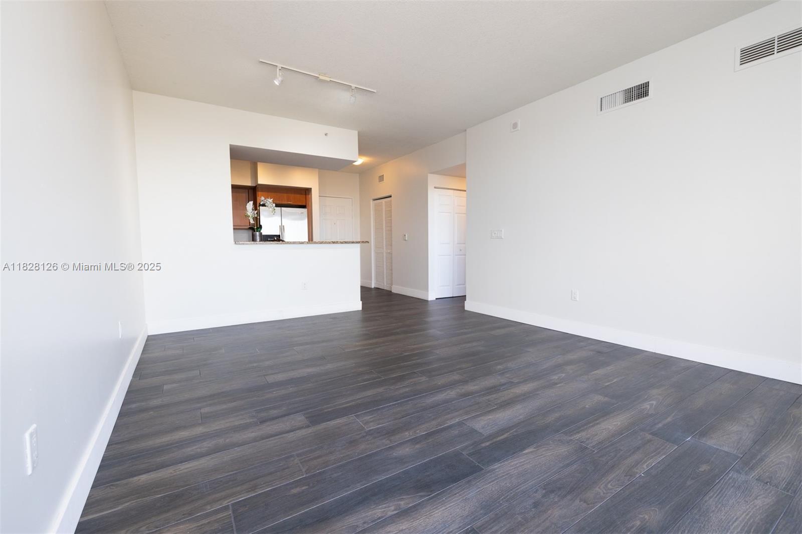 Puerta De Palmas Condo