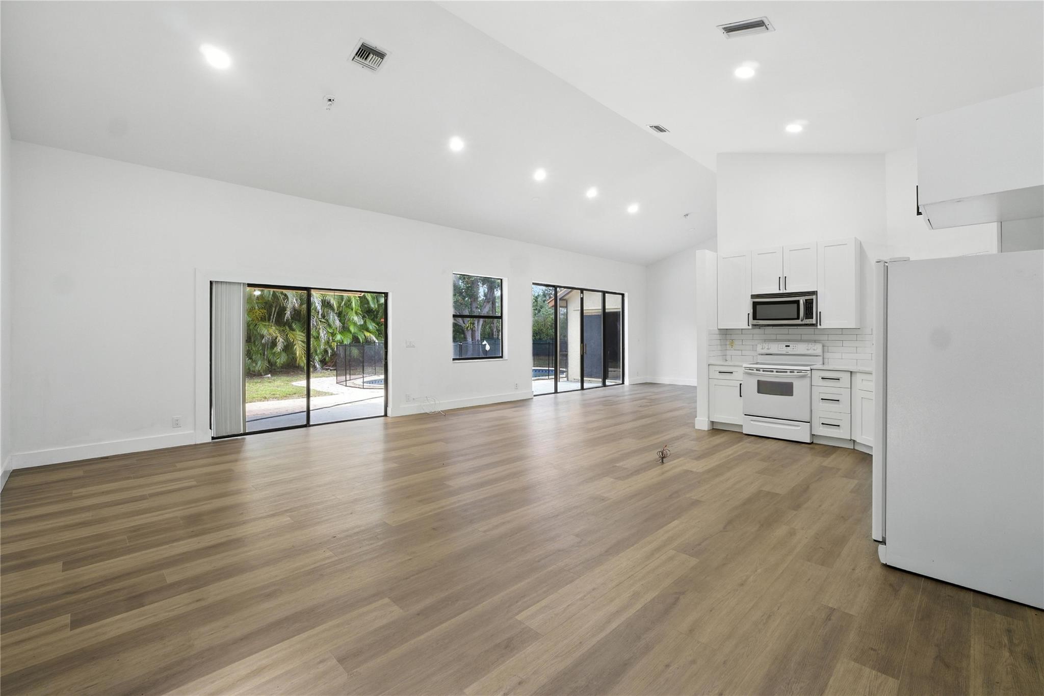 Homes for sale in Coconut Creek, FL | 5172 Nw 53rd Ave, Coconut Creek, FL 33073 | MLS# F10507611