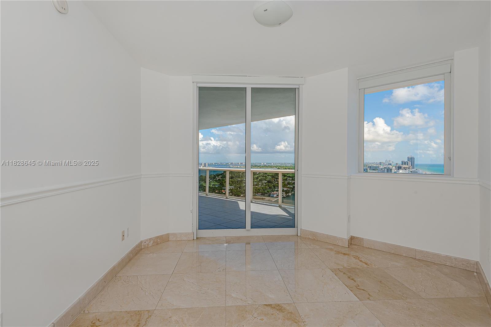 4779 Collins Ave #3308, Miami Beach FL 33140