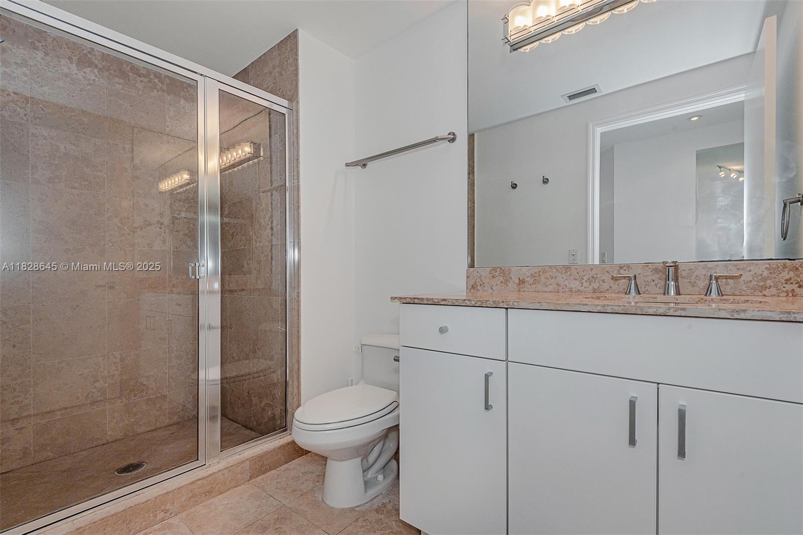 4779 Collins Ave #3308, Miami Beach FL 33140