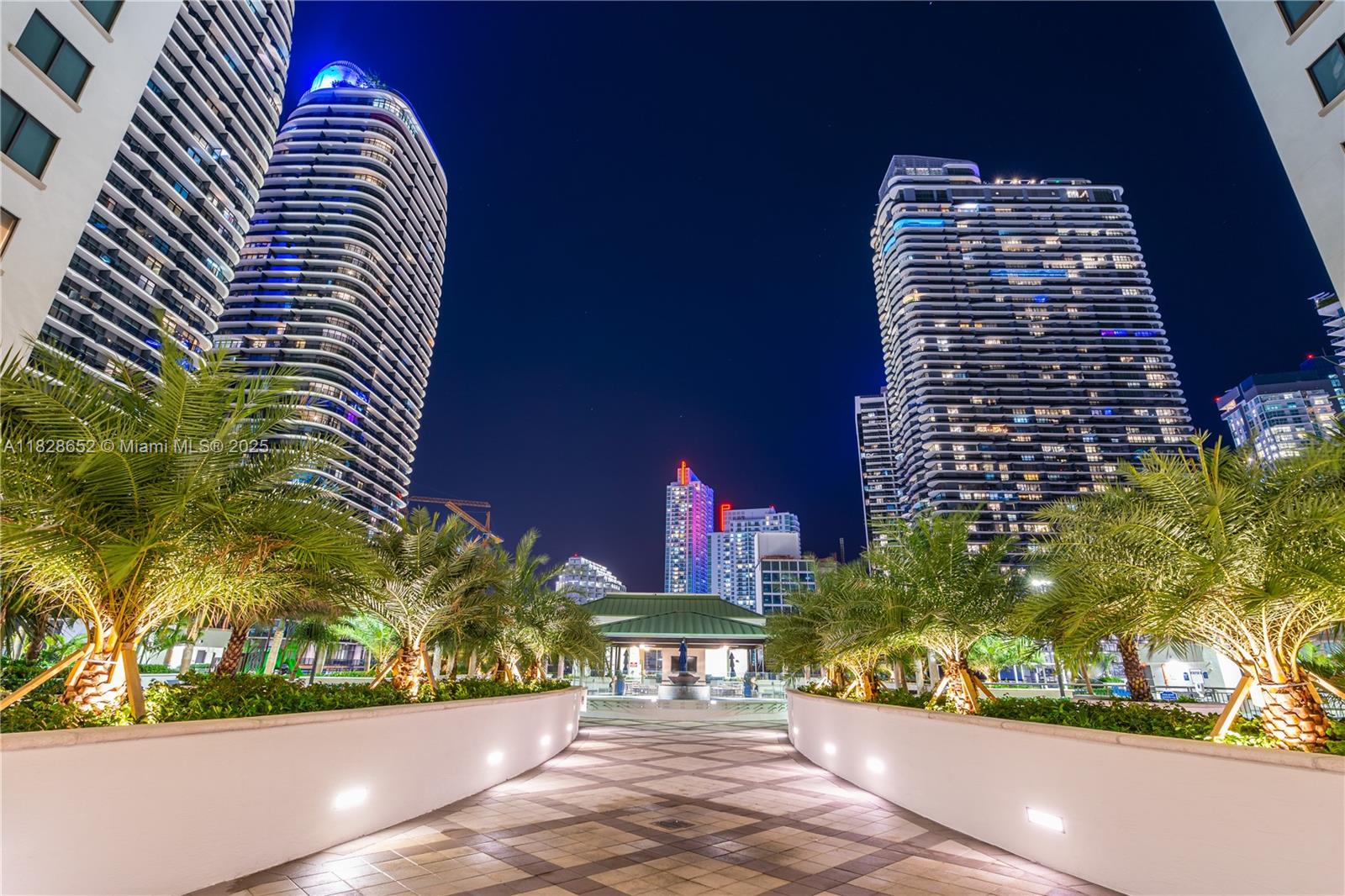 999 SW 1 AVE #1810, Miami FL 33130