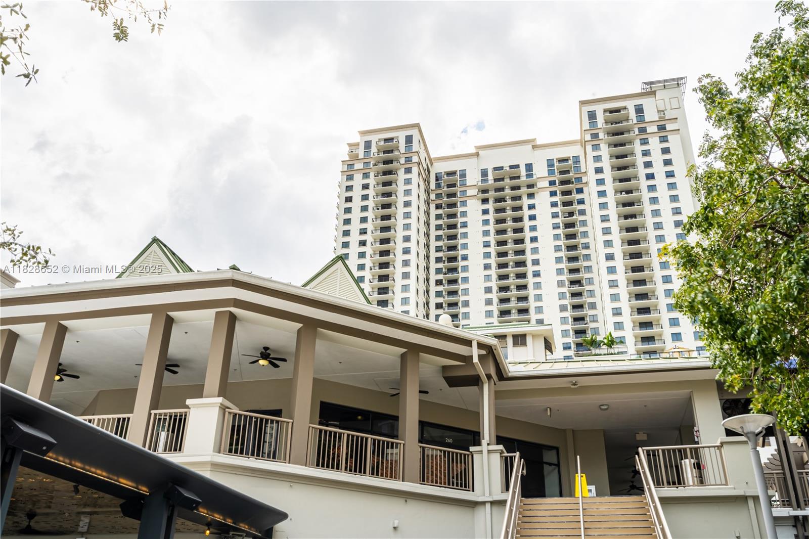 999 SW 1 AVE #1810, Miami FL 33130