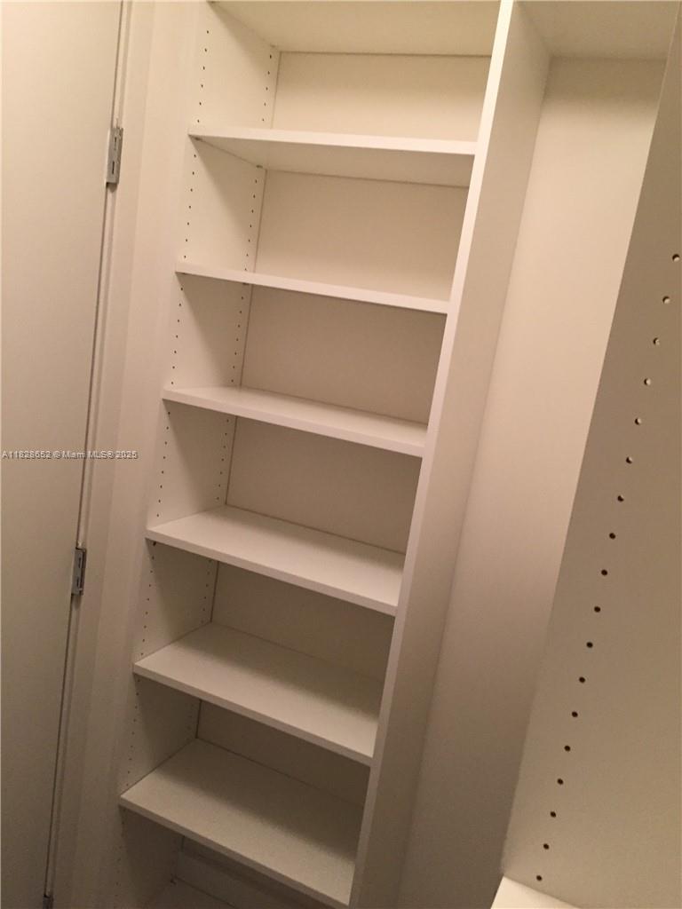 999 SW 1 AVE #1810, Miami FL 33130