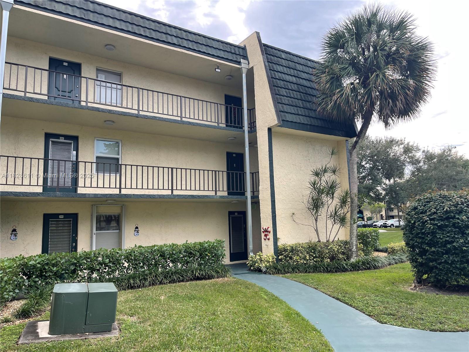 Lime Bay Condominium 2