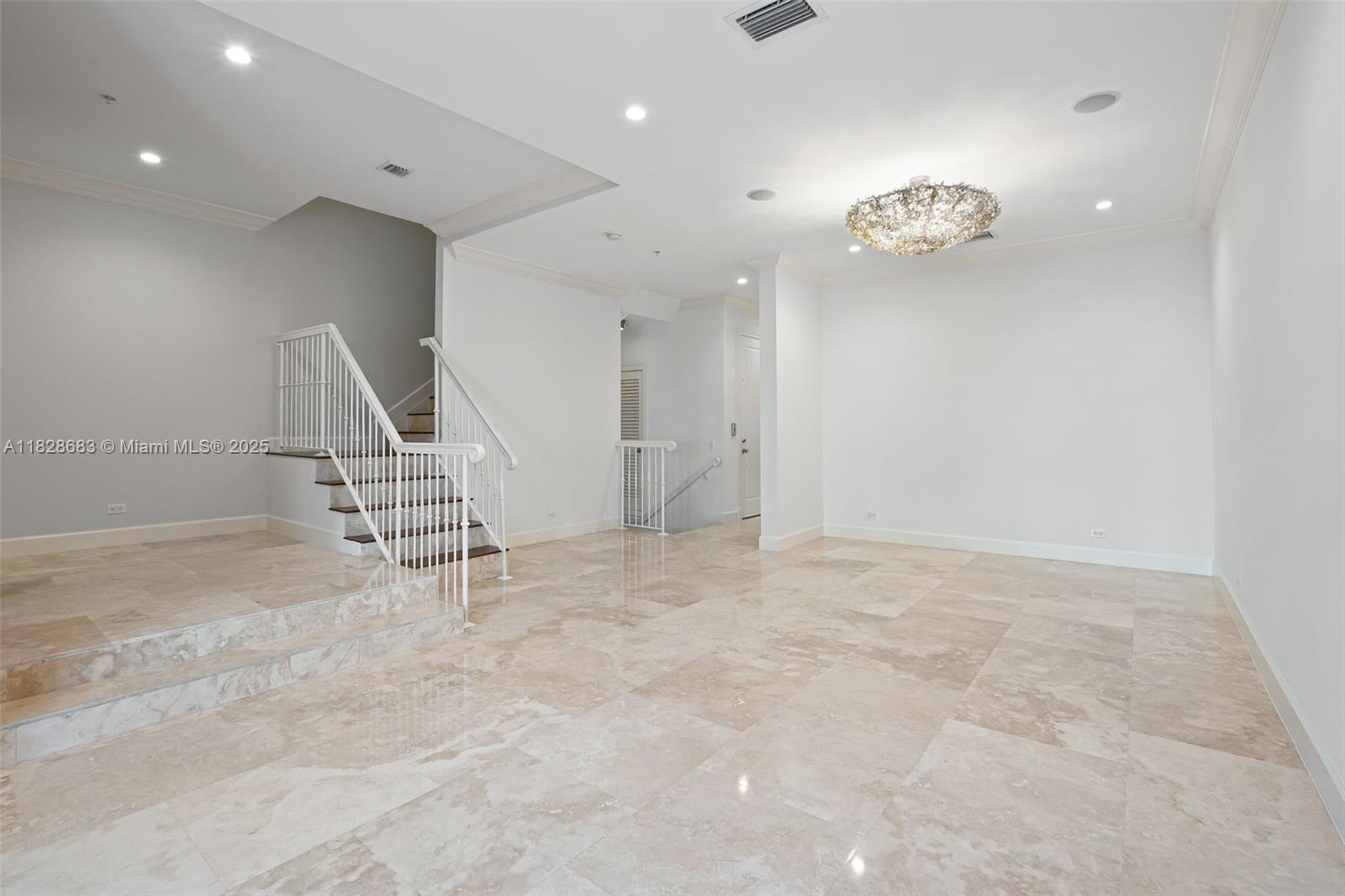 7530 SW 56th Ct, Miami FL 33143