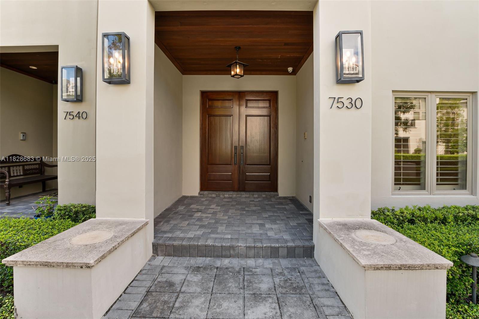 7530 SW 56th Ct, Miami FL 33143