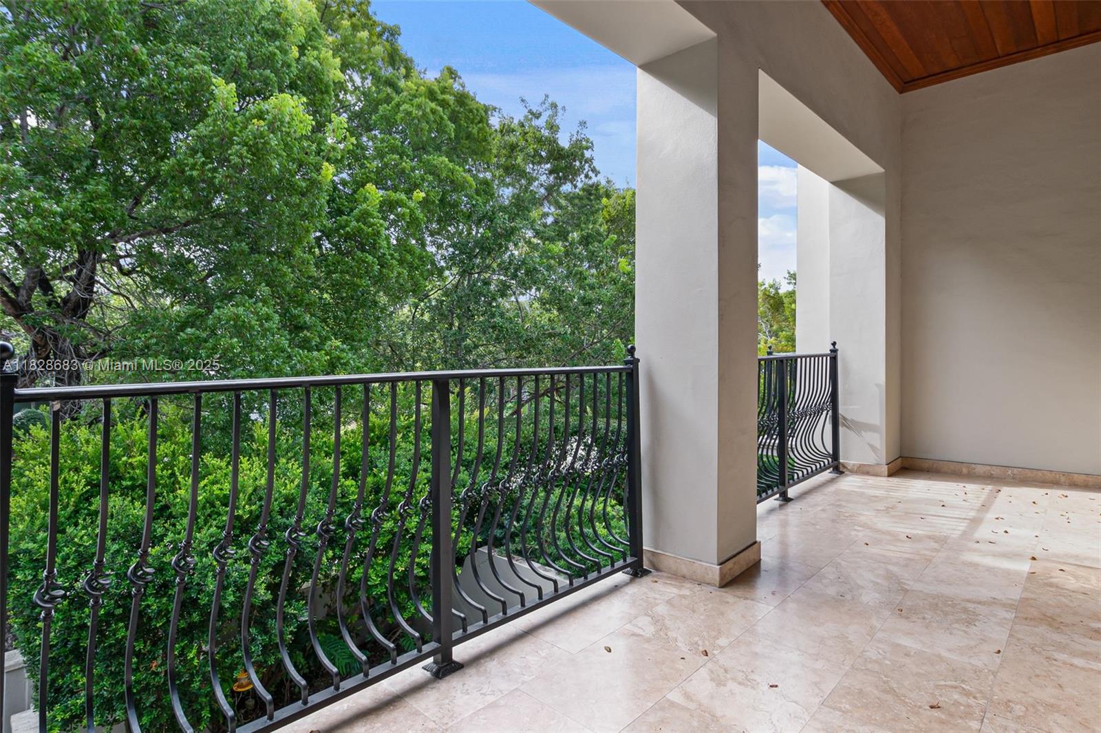 7530 SW 56th Ct, Miami FL 33143